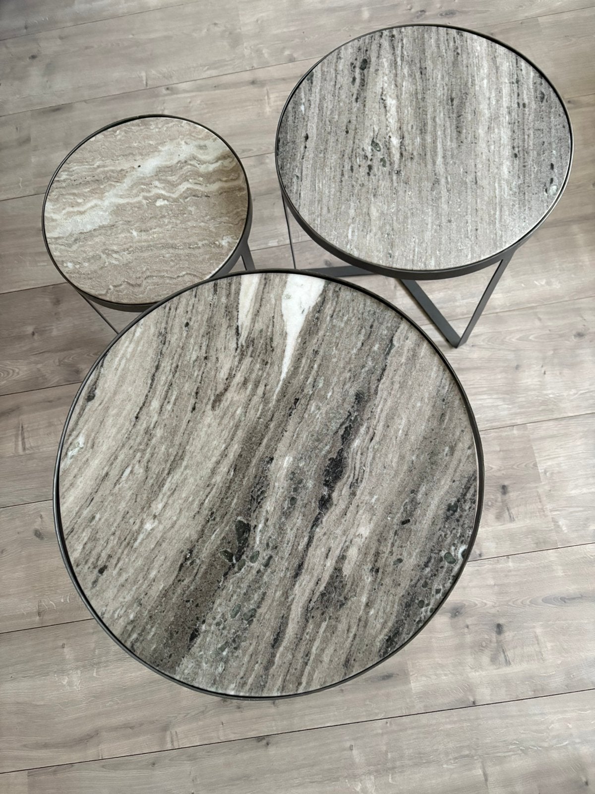 Salontafel, set van 3 met marmeren blad, Huis en Inrichting, Tafels | Salontafels, Ophalen, Zo goed als nieuw, Rond, 50 tot 100 cm