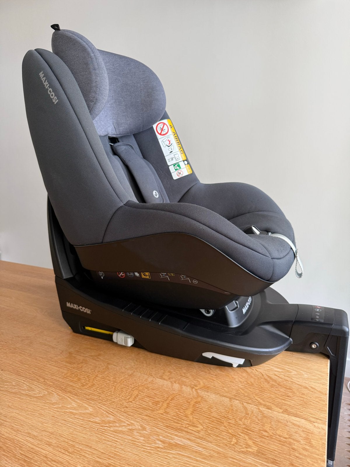 Maxi-Cosi FamilyFix3 base + Pearl Pro 2 autostoeltje, Ophalen, 0 t/m 18 kg, Verstelbare rugleuning, Zo goed als nieuw