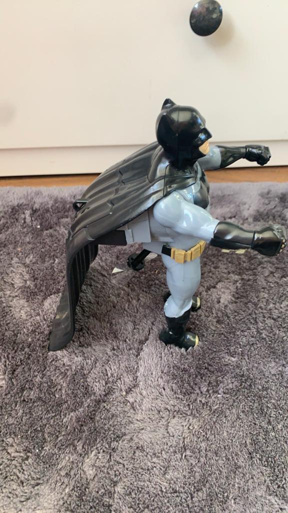 Batman actiefiguur met beweegbare cape, Ophalen of Verzenden, Gebruikt