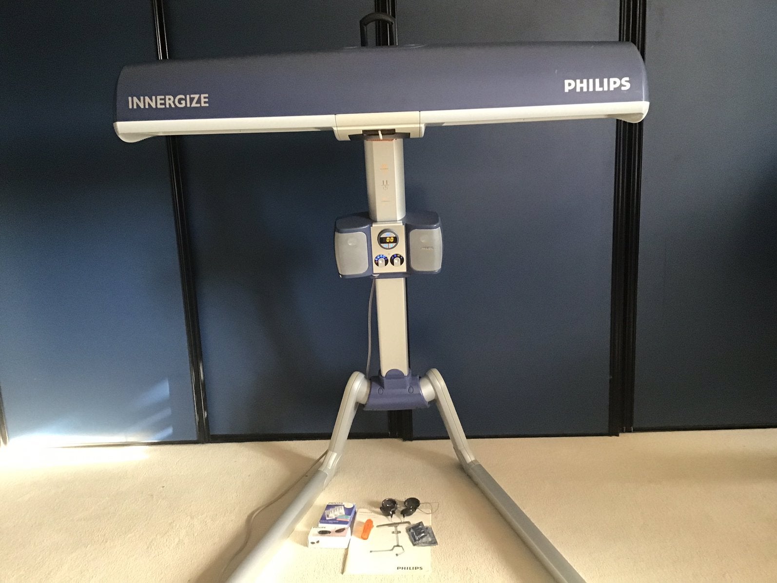 Wellness Solarium Innergize HB945 Philips, weinig gebruikt, Ophalen, Zo goed als nieuw, Zonnebank enkelzijdig, Minder dan 10 lampen