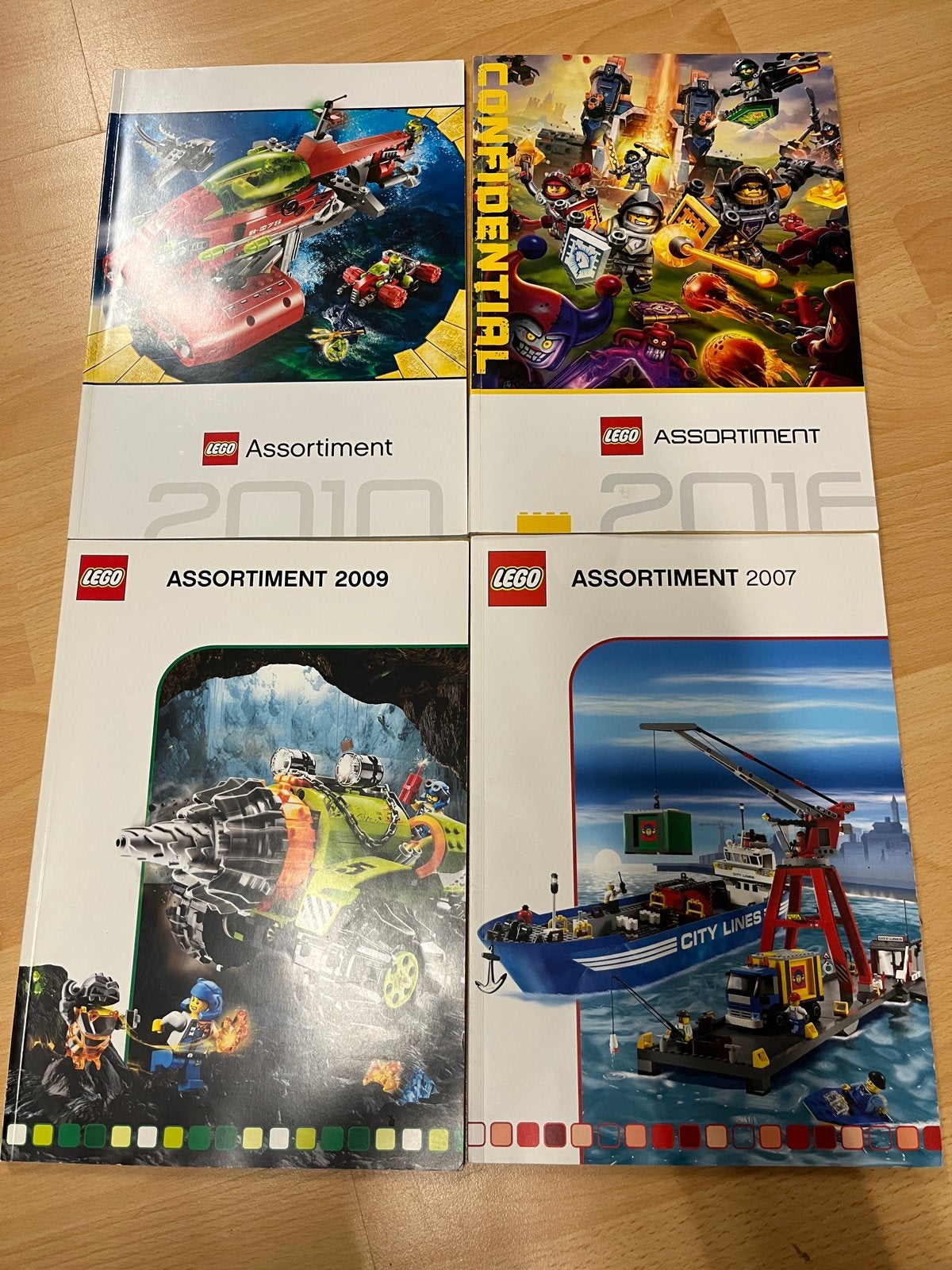 Lego catalogi en The Brick Magazine 2007-2016, Ophalen of Verzenden, Zo goed als nieuw, Lego