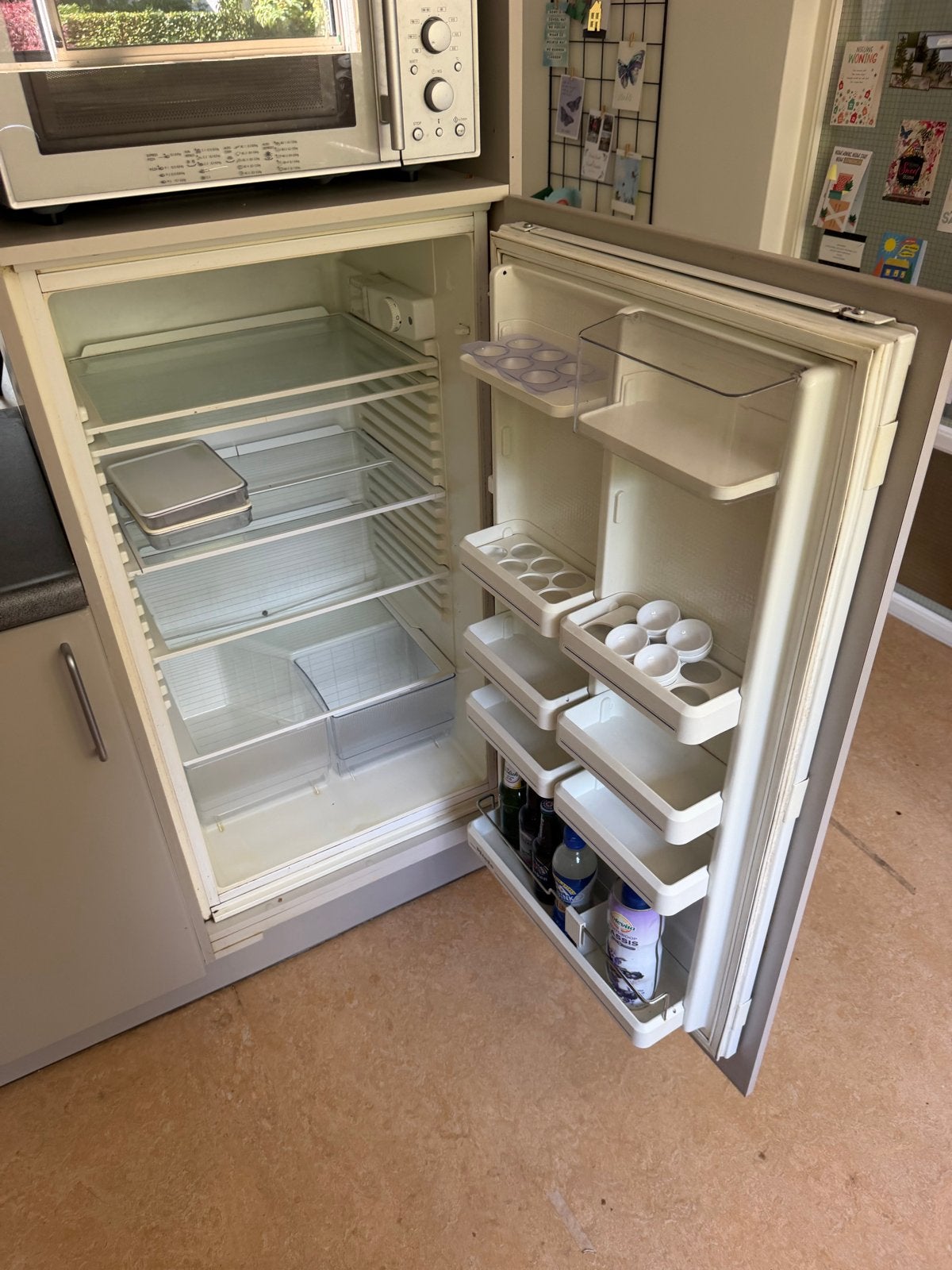 Inbouw Koelkast Miele (eventueel met hoge kast), Ophalen, 150 tot 200 liter, 120 tot 140 cm, 45 tot 60 cm