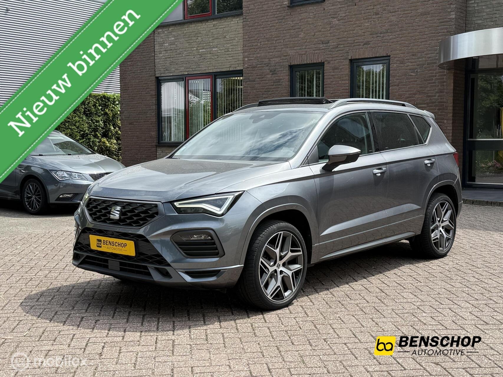 Seat Ateca 1.5 TSI FR Panodak Virtual Navi Carplay 360 Camer, Auto's, Seat, 1498 cc, Zwart, 4 cilinders, 150 pk
