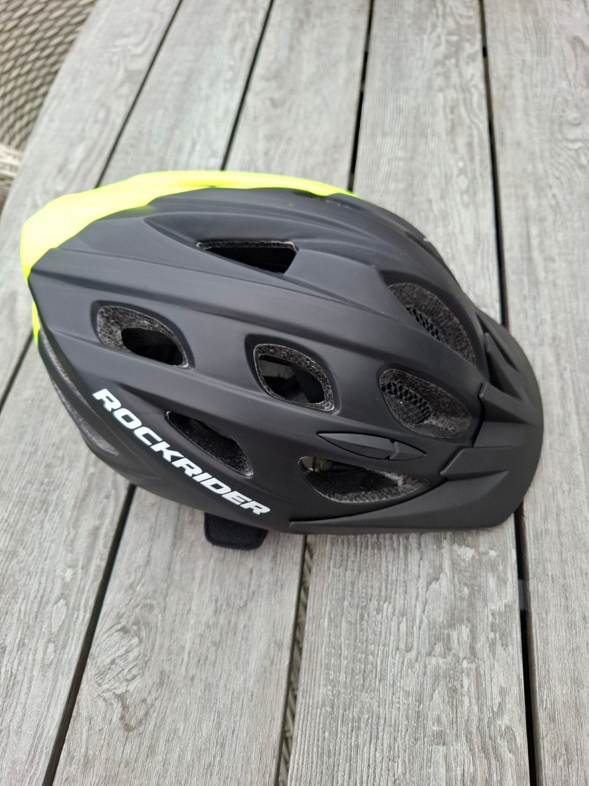 Kinder fietshelm Btwin, Ophalen, Zo goed als nieuw