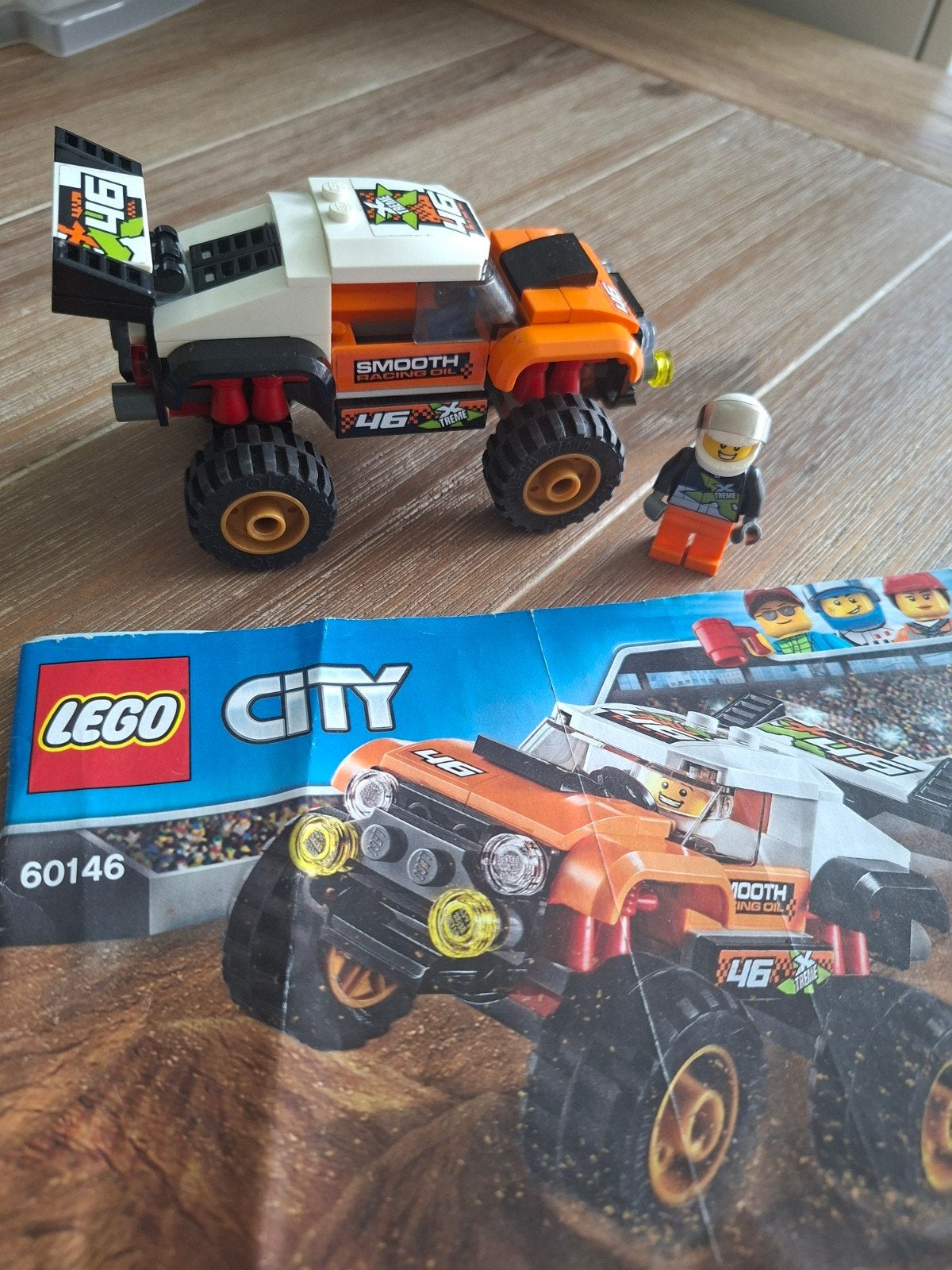 LEGO City 60146 Stunt Truck - Complete set met minifiguur, Compleet, Lego, Ophalen of Verzenden, Complete set