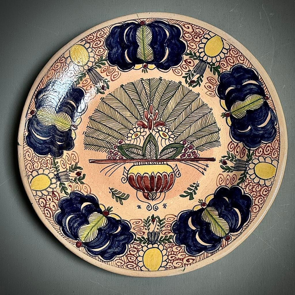 Makkum De Klaauw Pauwenstaart Bord - Polychroom Geglazuurd, Antiek en Kunst, Ophalen of Verzenden