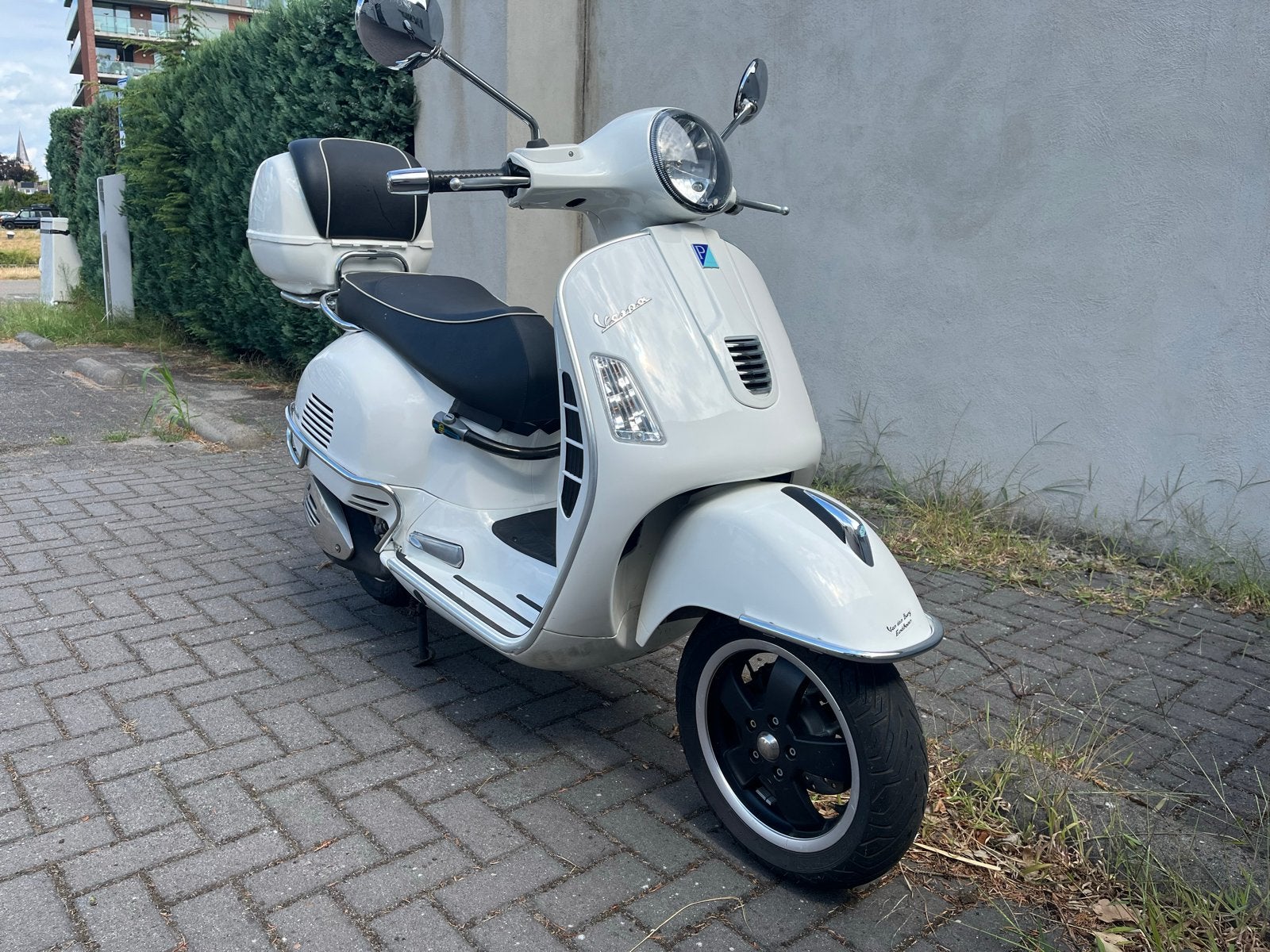 Vespa GTS300ie motorscooter - 11.000 km, eerste eigenaar, Motoren, Motoren | Piaggio, Scooter, Particulier, Minimaal motorrijbewijs A2