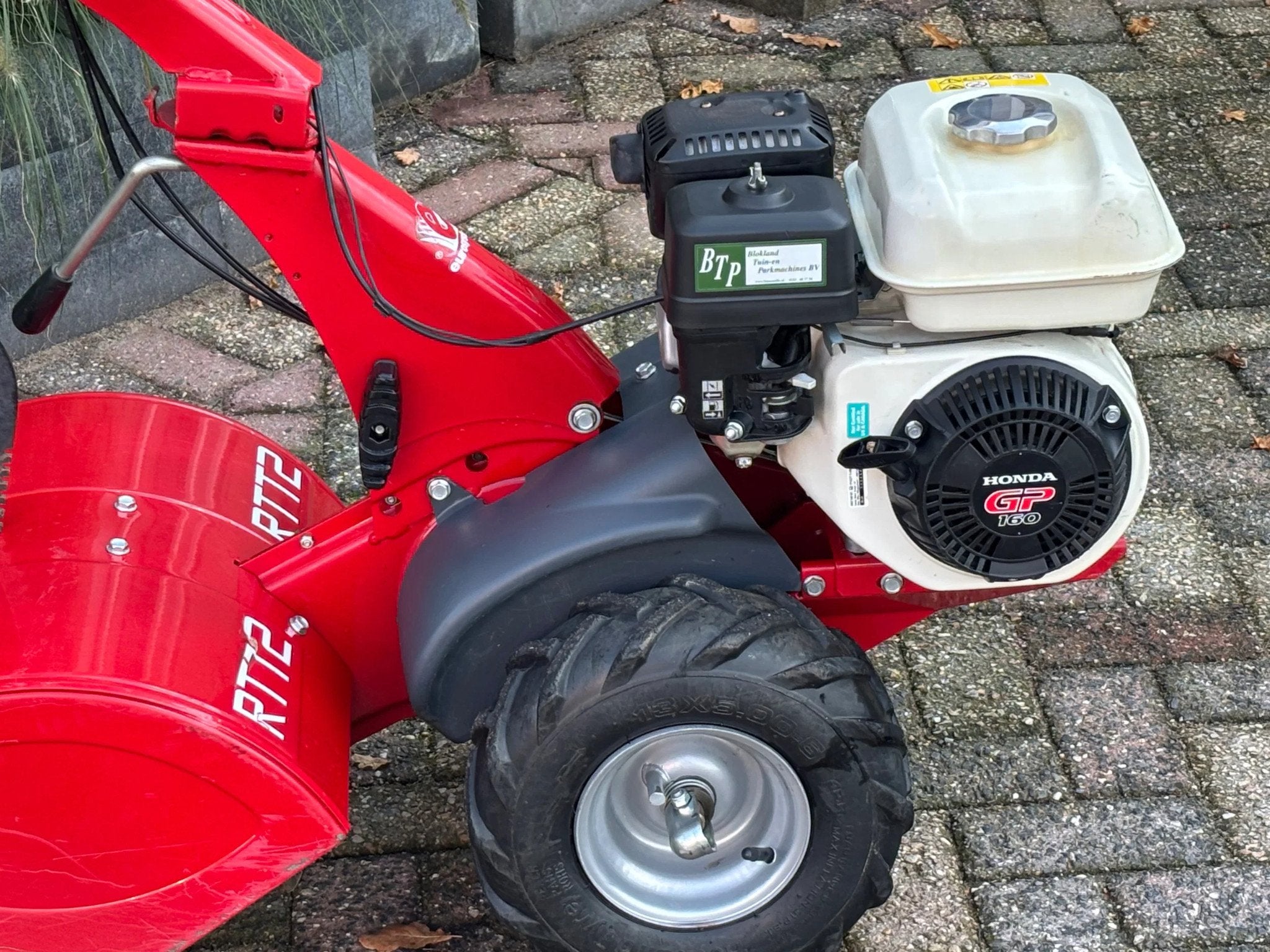 Honda Tuinfrees grondfrees rtt2 met Honda motor, Gebruikt, Honda