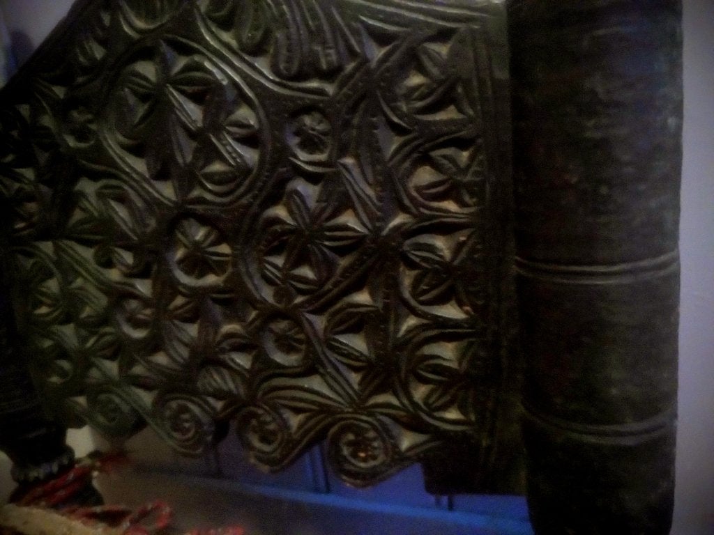 Antiek oosters stoeltje, Antiek en Kunst, Ophalen of Verzenden