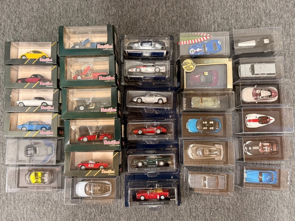 30x Altaya UH Detail Cars Peugeot Maserati etc 1:43, Gebruikt, Auto, 8124AD Wesepe, Info@dinkytoysinkoop.nl