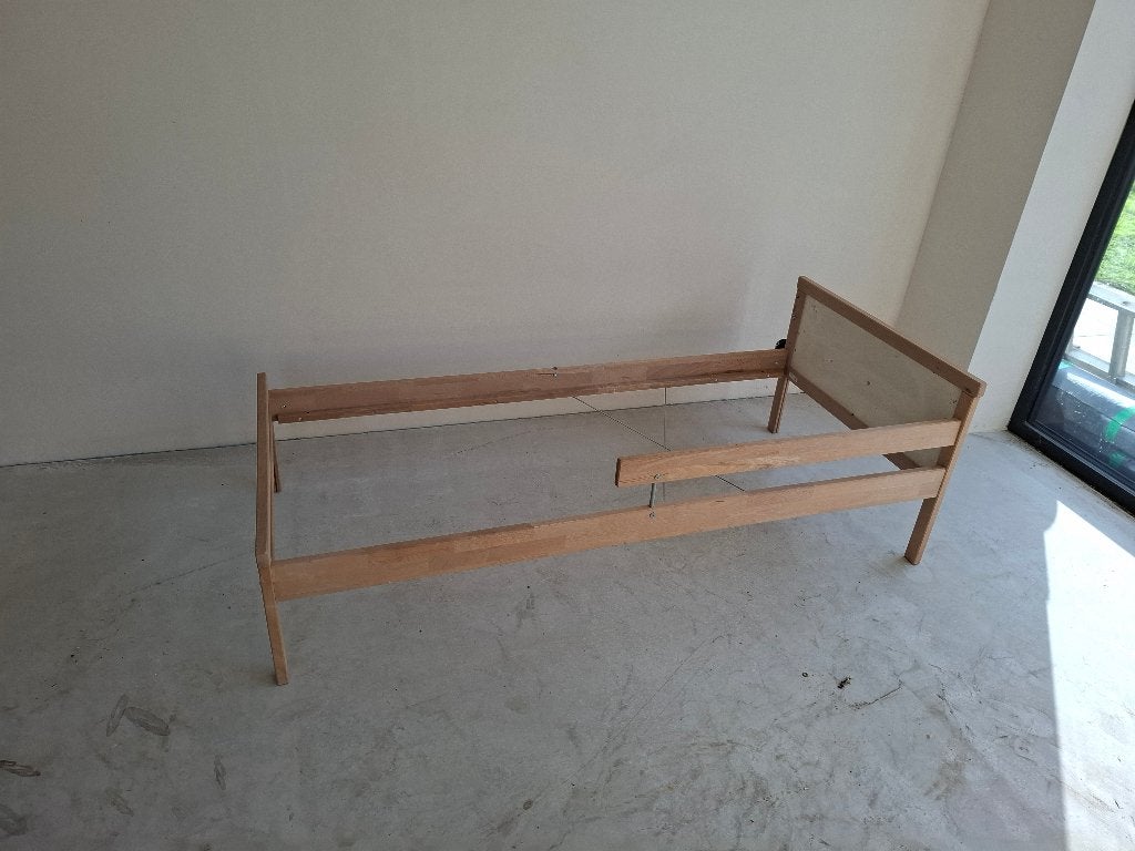 Bed, Ophalen, 85 tot 100 cm, Gebruikt, Matras