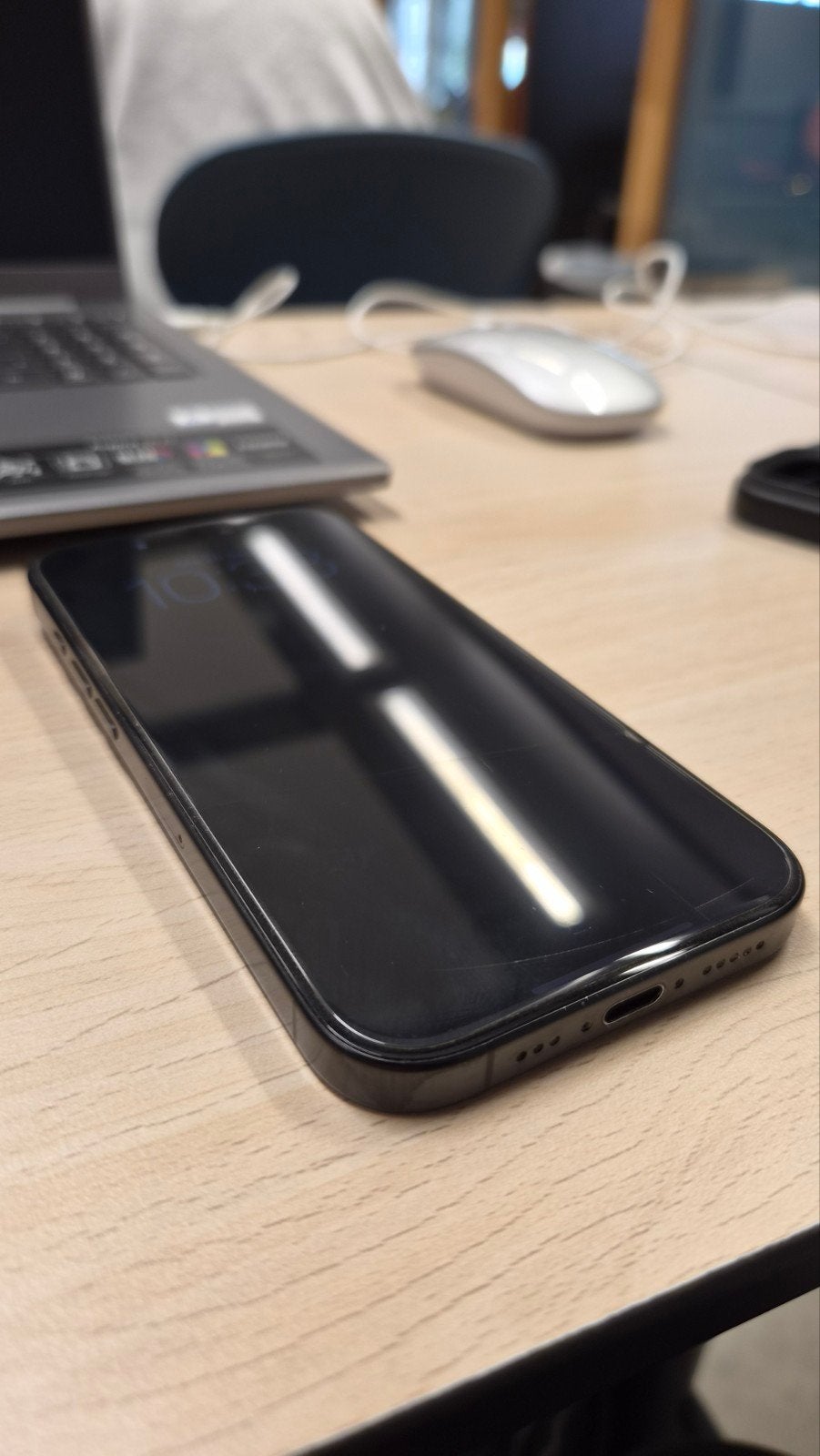 Foto 5 van iPhone 16 Pro 256 GB - Zo goed als nieuw