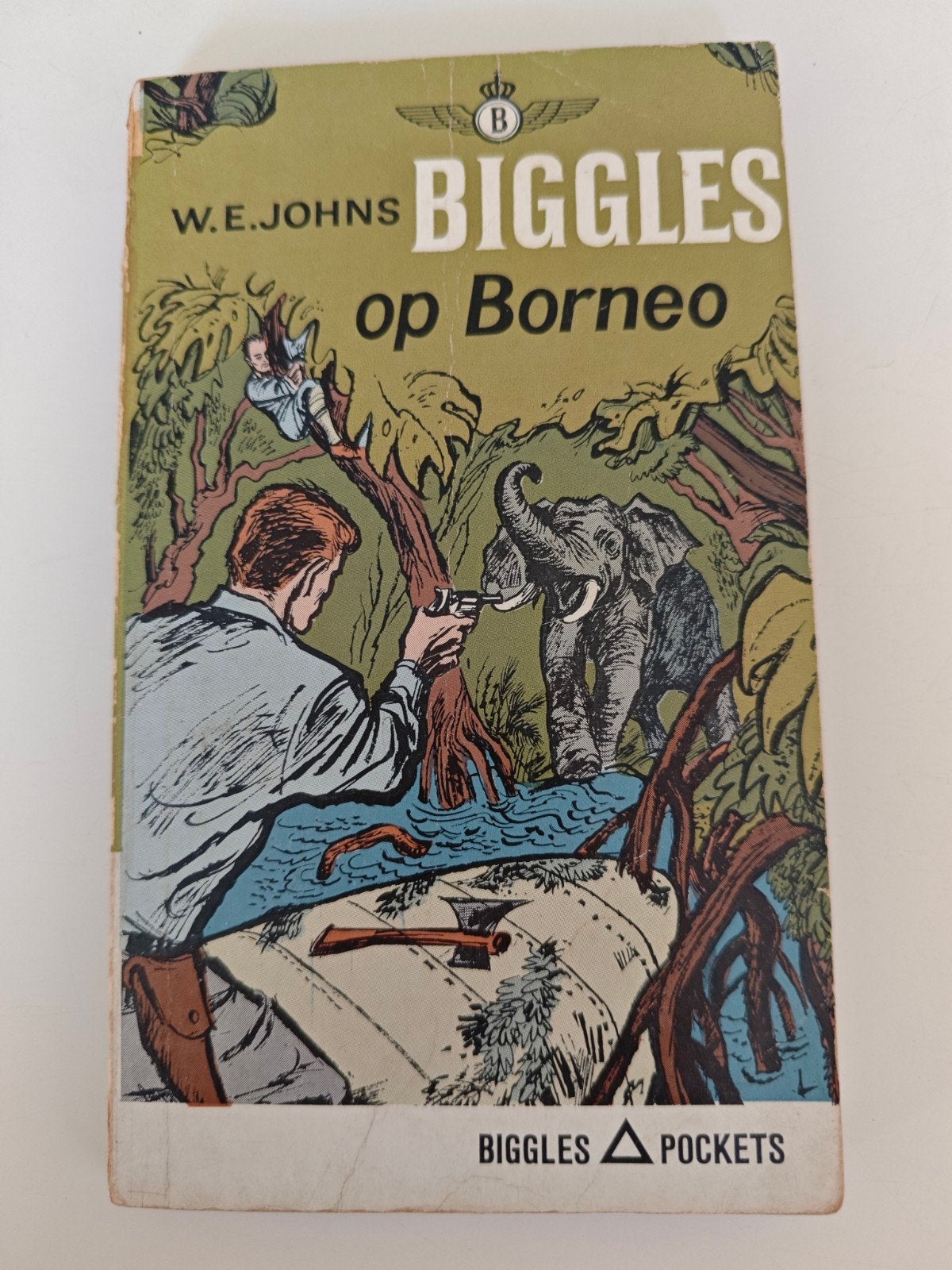 Biggles op Borneo - W.E. Johns (Biggles Pockets), Boeken, Avontuur en Actie, Ophalen of Verzenden, Gelezen, W.E. Johns