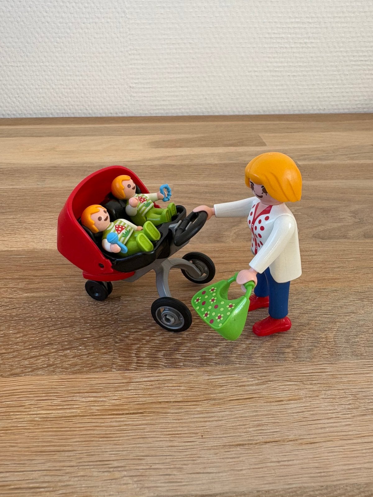 Playmobil, City life, moeder met kinderwagen, 5573, compleet, Complete set, Ophalen of Verzenden, Zo goed als nieuw, City life