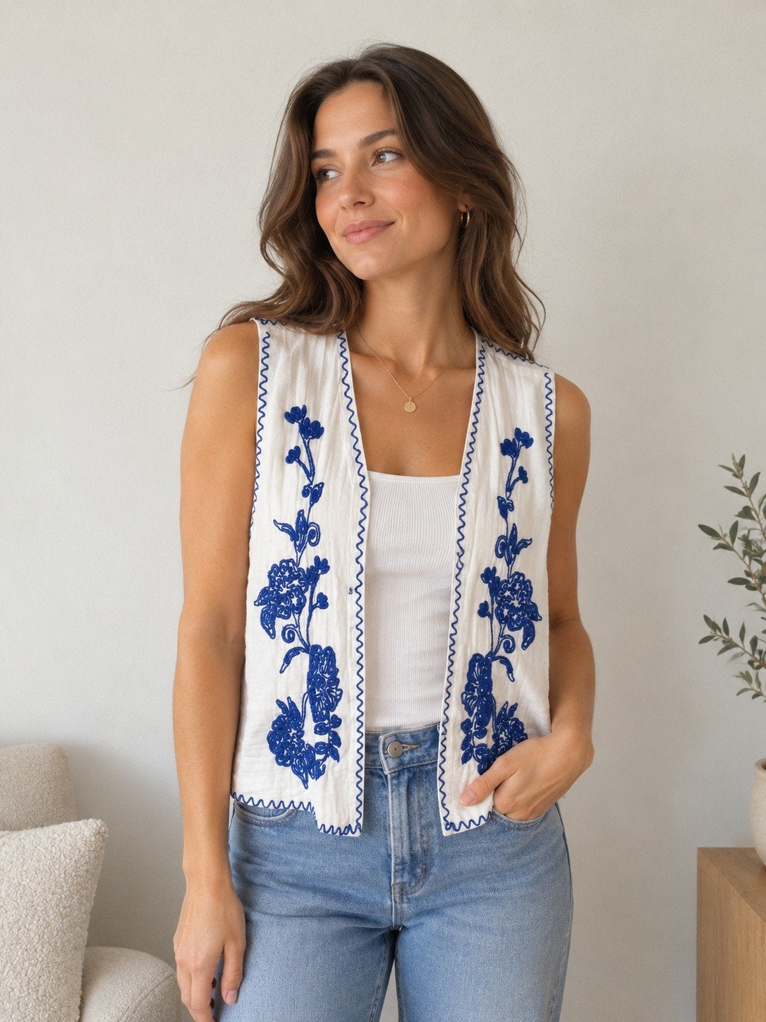 FSTVL Wit Vestje met Blauw Borduurwerk Maat M, Kleding | Dames, Maat 38/40 (M), Wit, Ophalen of Verzenden, FSTVL