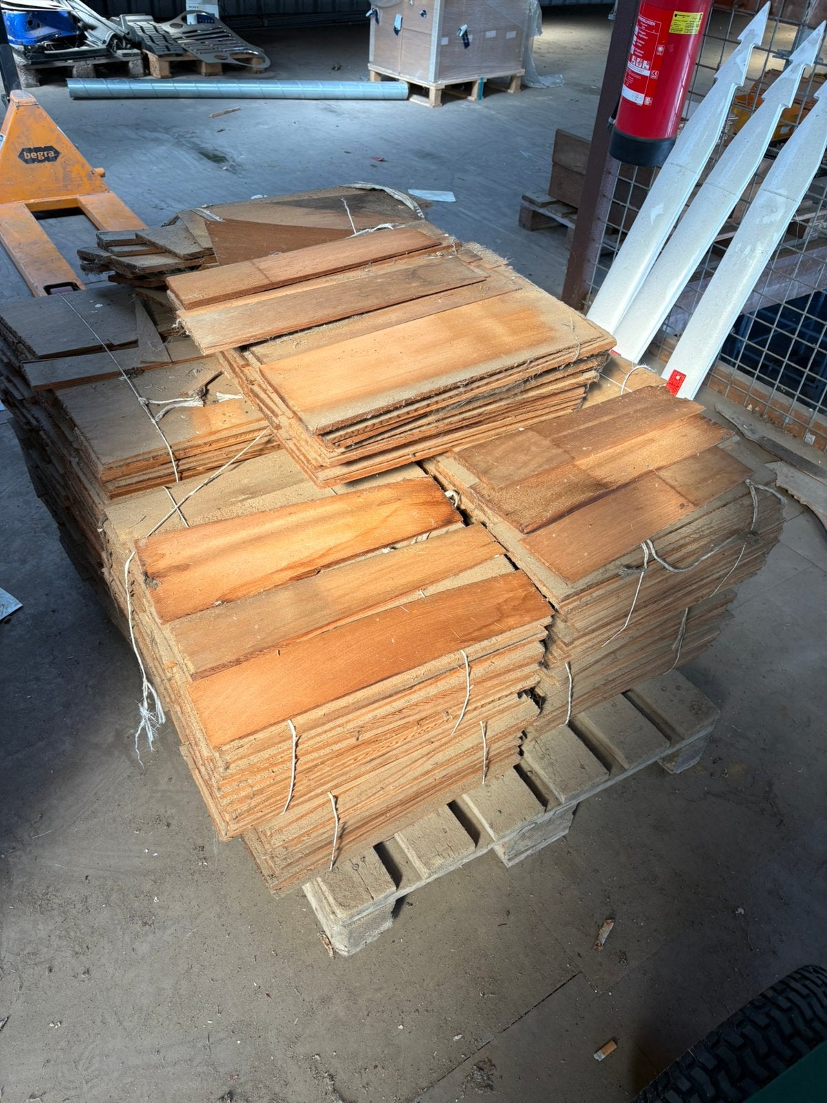 1050 Red Cedar dakshingles – houten dakshingles, Ophalen, Steen of Klei, Zo goed als nieuw, 15 m² of meer