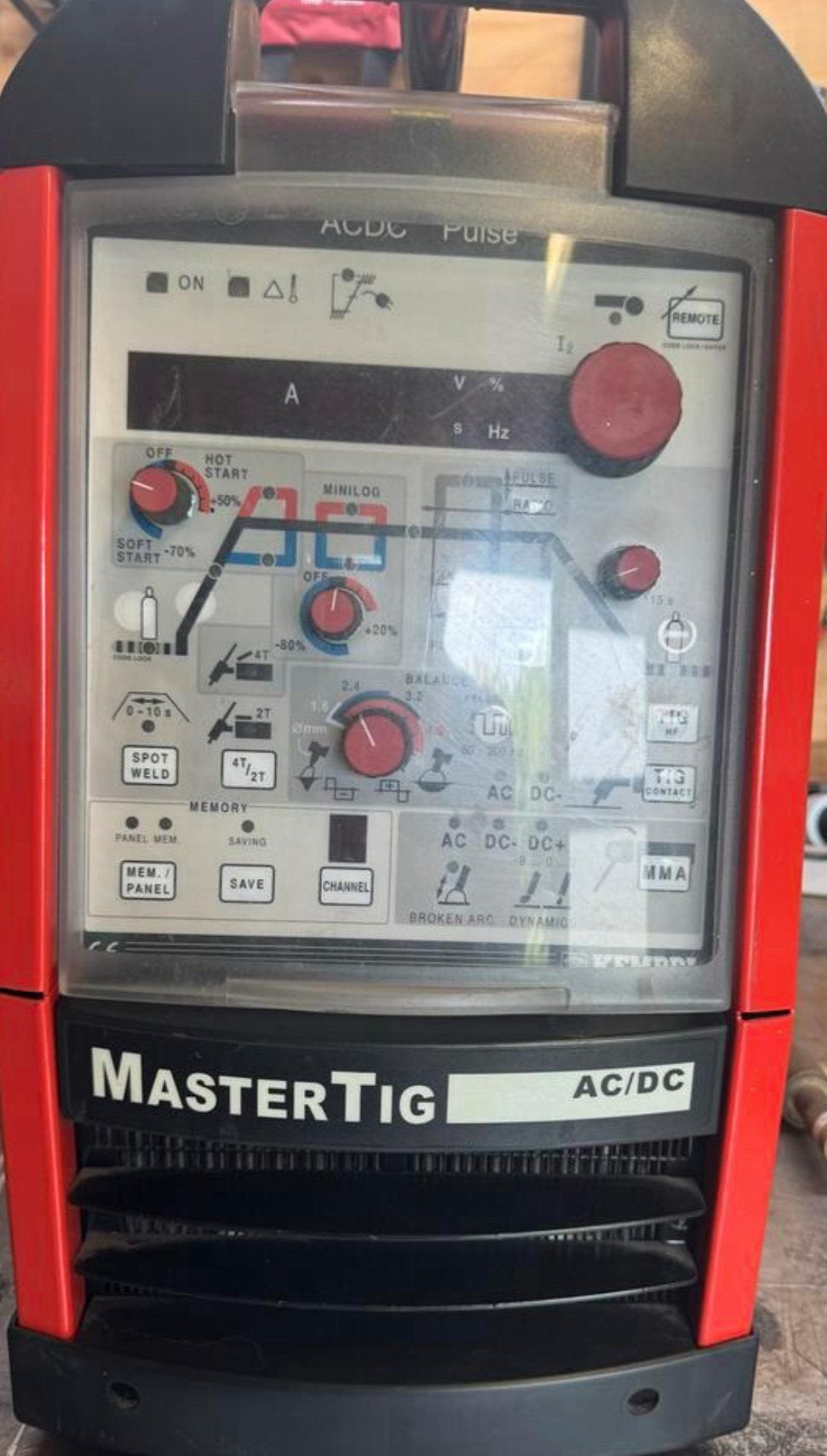 Kempi AC/DC 220V, Ophalen of Verzenden, Zo goed als nieuw, 150 tot 250 ampère, Tig