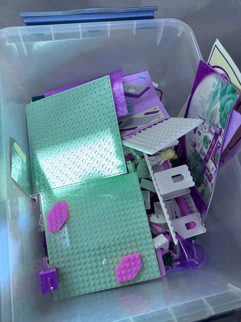 bouwstenen als lego - Kasteel en stad, Kinderen en Baby's, Speelgoed | Bouwstenen, Gebruikt, Overige merken, Ophalen of Verzenden