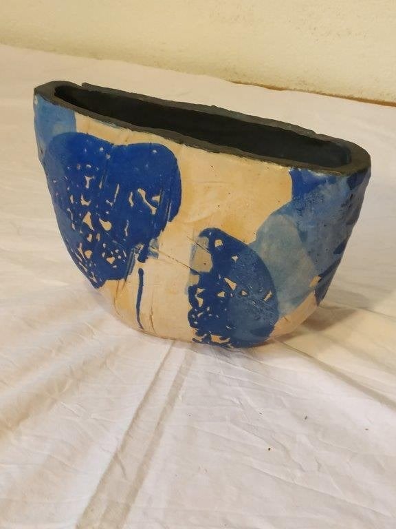 Ovalen design vaas, aardewerk, keramiek, 27 x 8 x 19 cm, Antiek en Kunst, Handgemaakt, Meerkleurig, Vaas, Ophalen of Verzenden