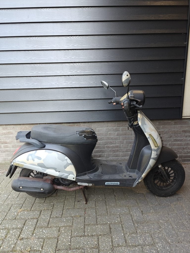 BTC Riva 2 25km snor scooter 4 takt gebruikt, Ophalen, Gebruikt, Benzine, Overige merken