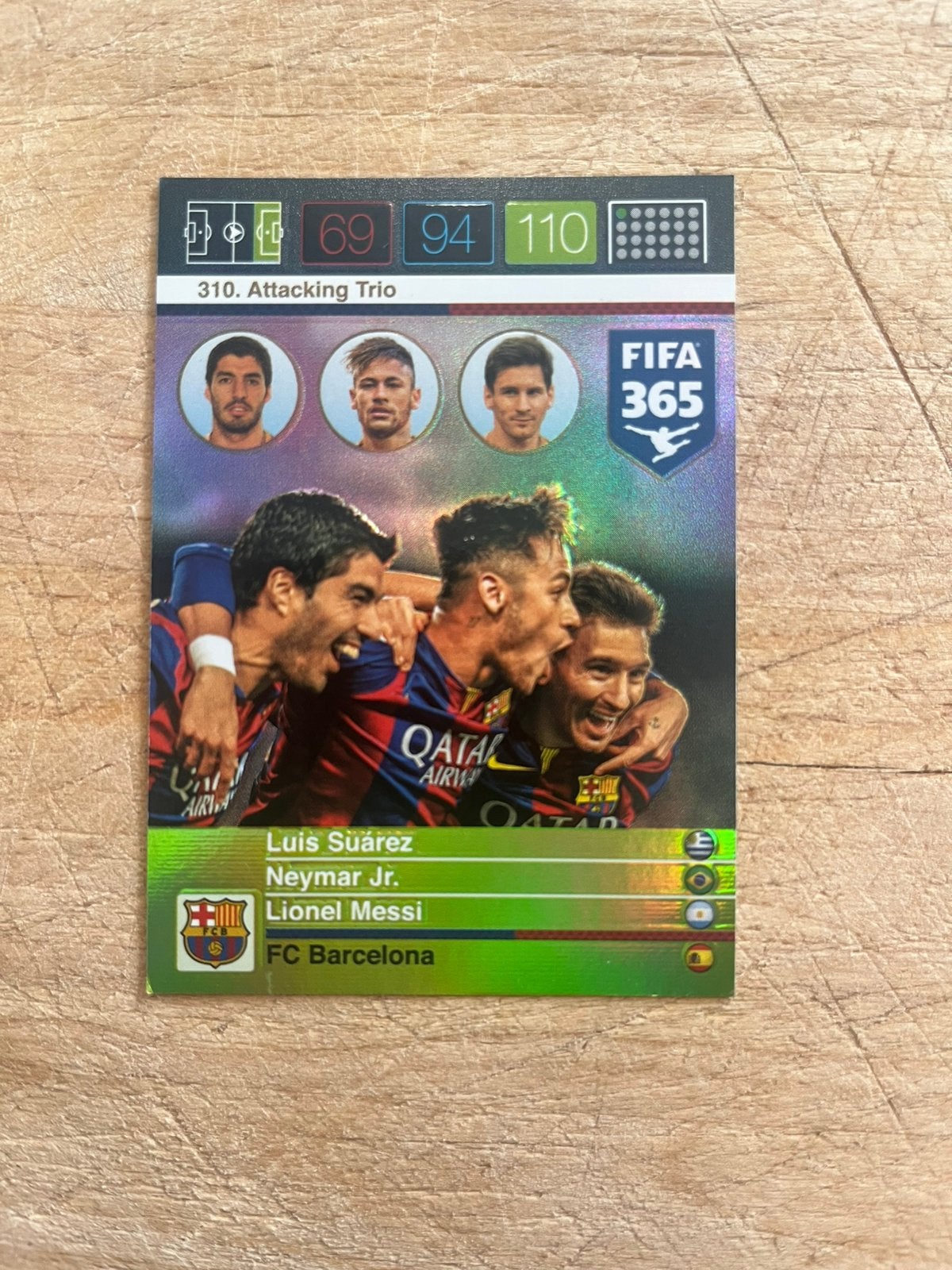 Attacking Trio Barcelona 310, Ophalen of Verzenden, Zo goed als nieuw, Plaatje