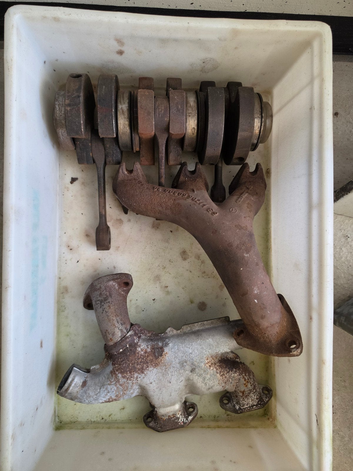 Wartburg uitlaatspruitstukken en krukas ter revisie, Ophalen of Verzenden, Gebruikt, Overige automerken