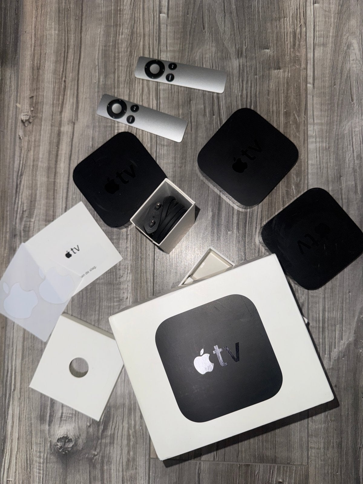 3x Apple TV 2e Generatie - Compleet met Afstandsbediening, Audio, Tv en Foto, Ophalen of Verzenden, Gebruikt, Overige merken, Smart TV