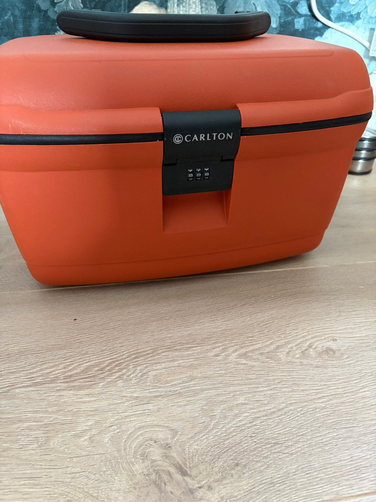 Carton beautycase, Sieraden, Tassen en Uiterlijk, Beautycases, Ophalen of Verzenden, Zo goed als nieuw, Oranje