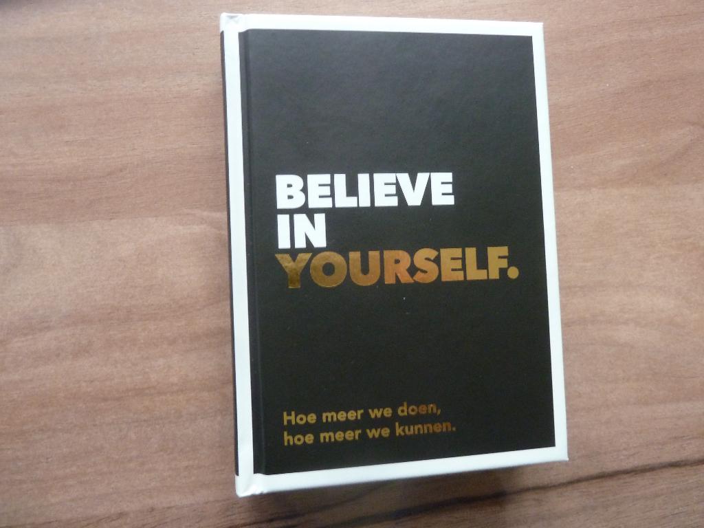 Believe in yourself, Ophalen of Verzenden, Zo goed als nieuw, Overige onderwerpen, Achtergrond en Informatie