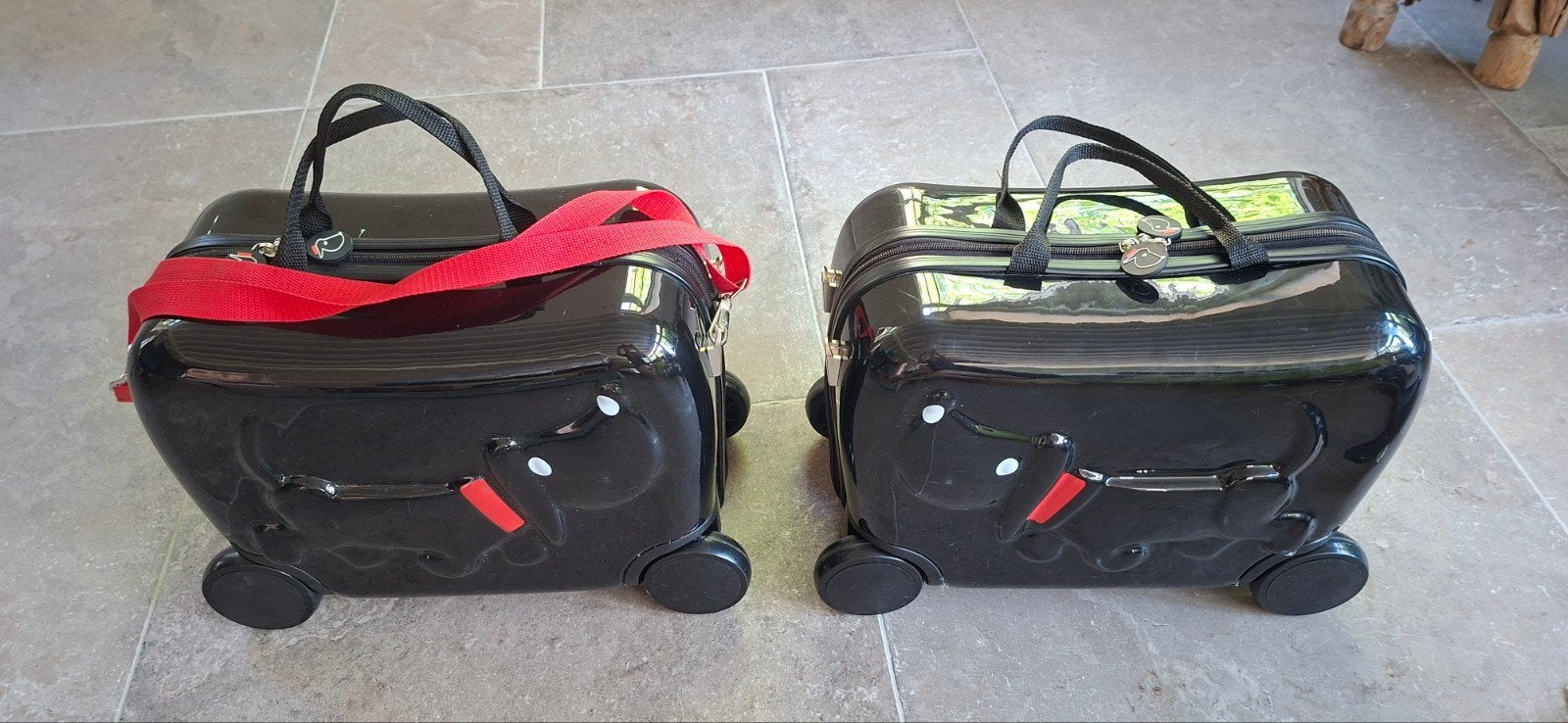 Twee Takkie kinderkoffers, Sieraden, Tassen en Uiterlijk, Wieltjes, Hard kunststof, Minder dan 50 cm, Ophalen of Verzenden