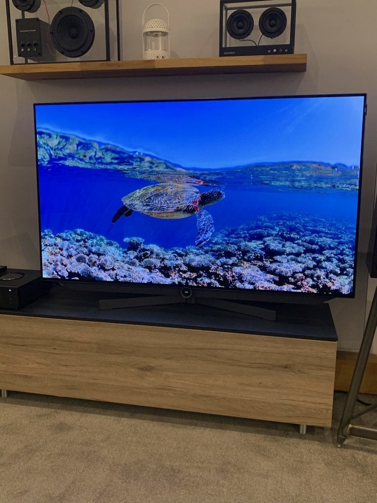 loewe oled bild 7.55 4k hdr luxe design tv