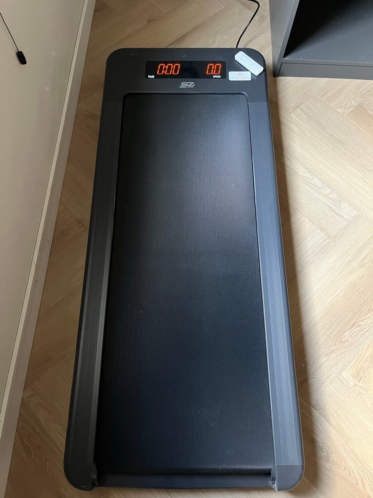 Senzimove M500 Loopband - Compact en Stil, Ophalen, Zo goed als nieuw, Metaal, Loopband
