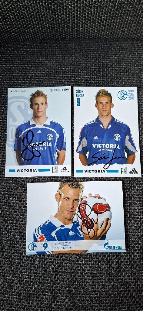 Spelerskaart met handtekening; Larsen # Schalke 04 Feyenoord, Verzamelen, Ophalen of Verzenden, Nieuw, Buitenlandse clubs, Spelerskaart