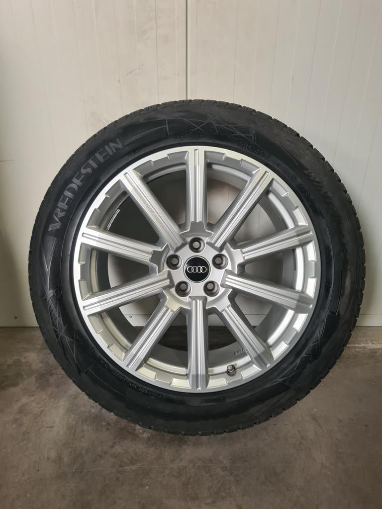 20' Audi Q7 SQ7 4M Velgen met winterbanden 8mm Origineel BTW, 285 mm, Banden en Velgen, Personenwagen, 20 inch