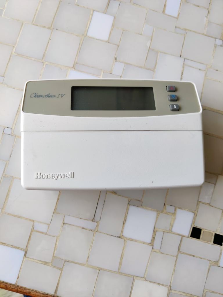 Honeywell Chronotherm IV Thermostaat, Ophalen