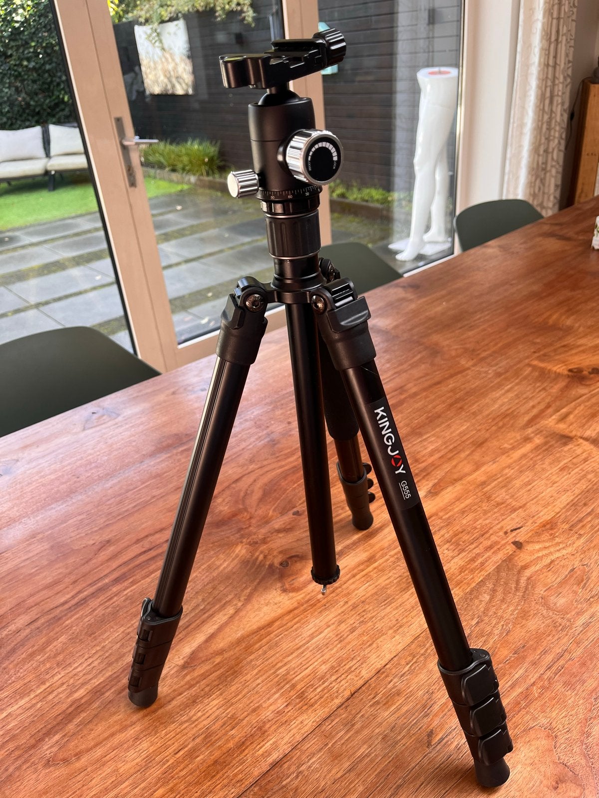 Kingjoy G555 Statief met Balhoofd - Zo goed als nieuw, Zo goed als nieuw, 125 tot 150 cm, Met balhoofd, Ophalen of Verzenden