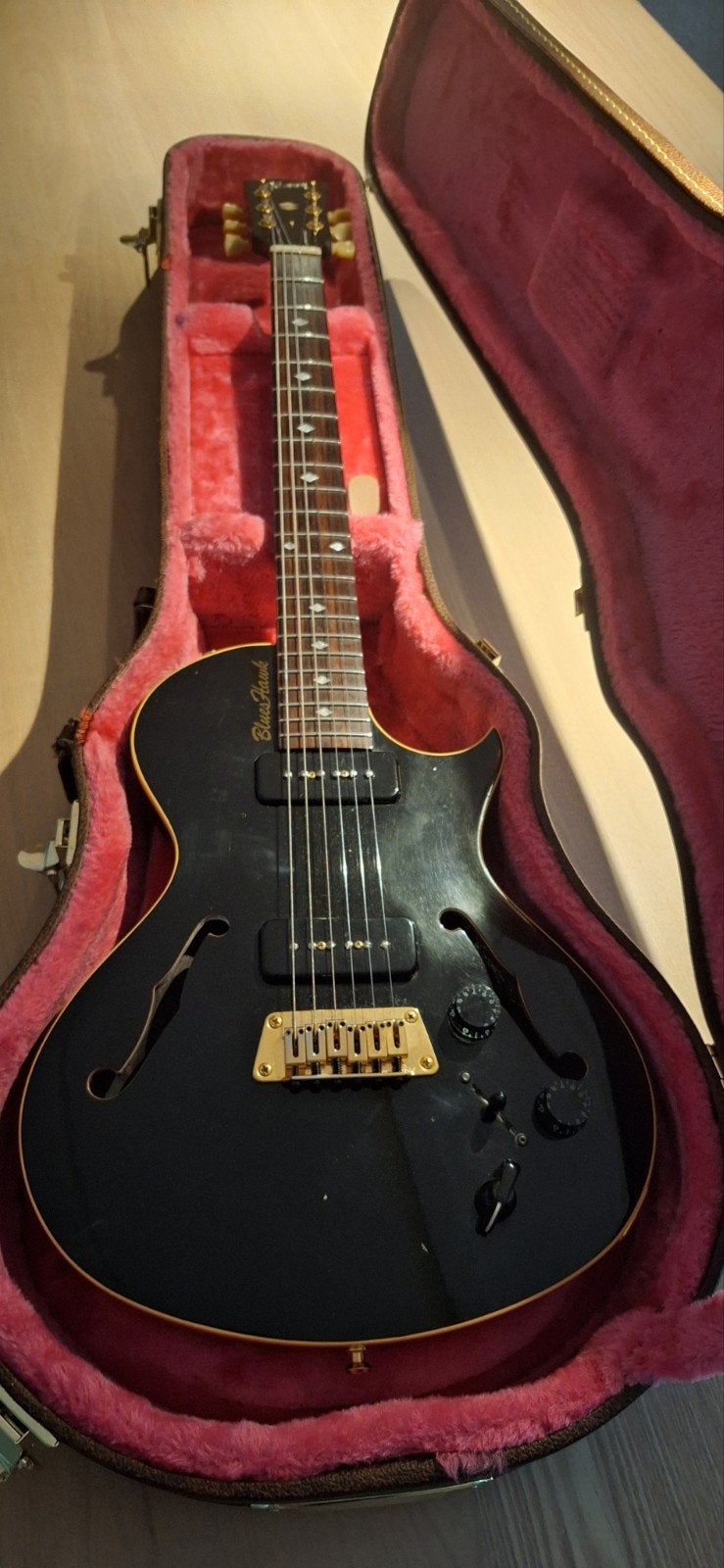 Gibson blueshawk, Ophalen, Gebruikt, Semi-solid body, Gibson