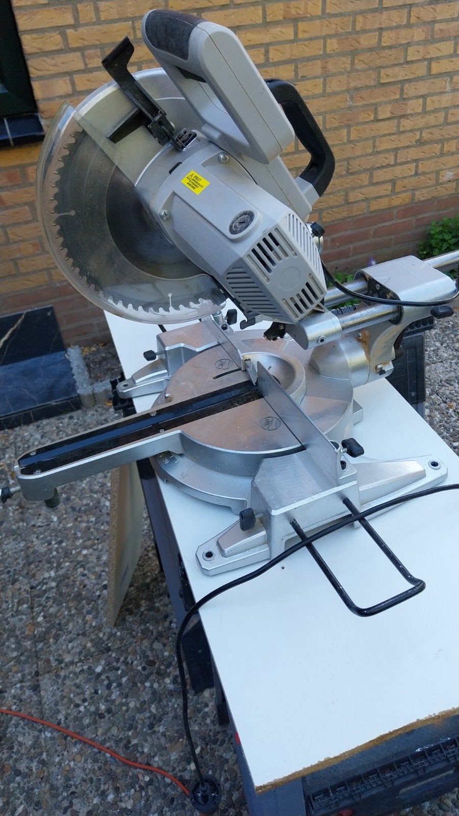 Afkortzaag, Ophalen, 1200 watt of meer, Afkortzaag, 30 tot 70 mm