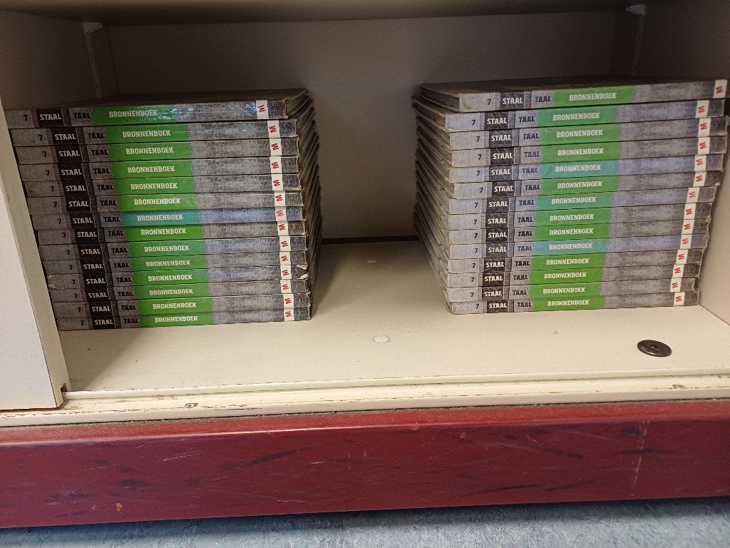 staal taal diverse groepen, Boeken, Ophalen, Gelezen, Overige niveaus, Nederlands