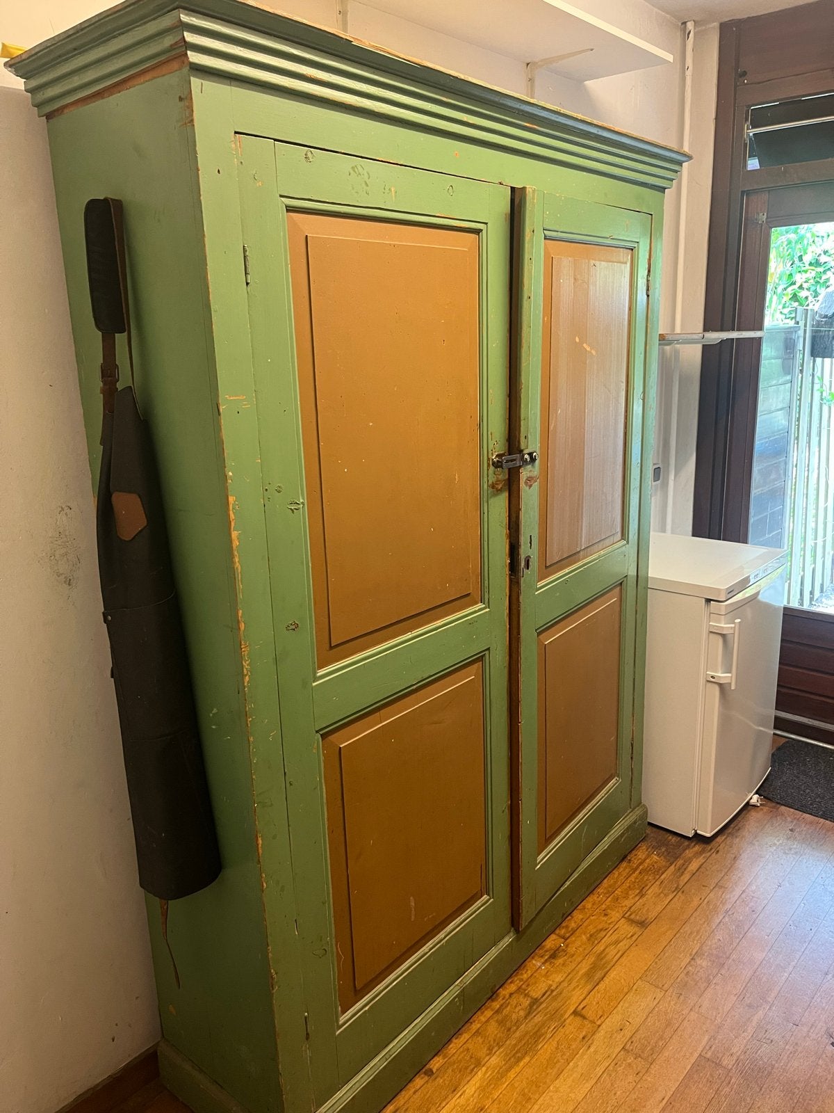 Antieke houten kast - Groen/Bruin, Ophalen