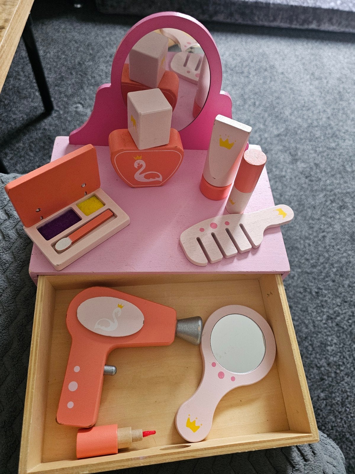 Houten Make-up Tafel met Accessoires voor Kinderen, Ophalen, Zo goed als nieuw, Overige typen