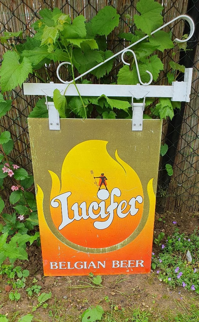 Lucifer / Dentergems witbier uithangbord, Verzamelen, Ophalen of Verzenden, Gebruikt, Reclamebord, Plaat of Schild, Overige merken