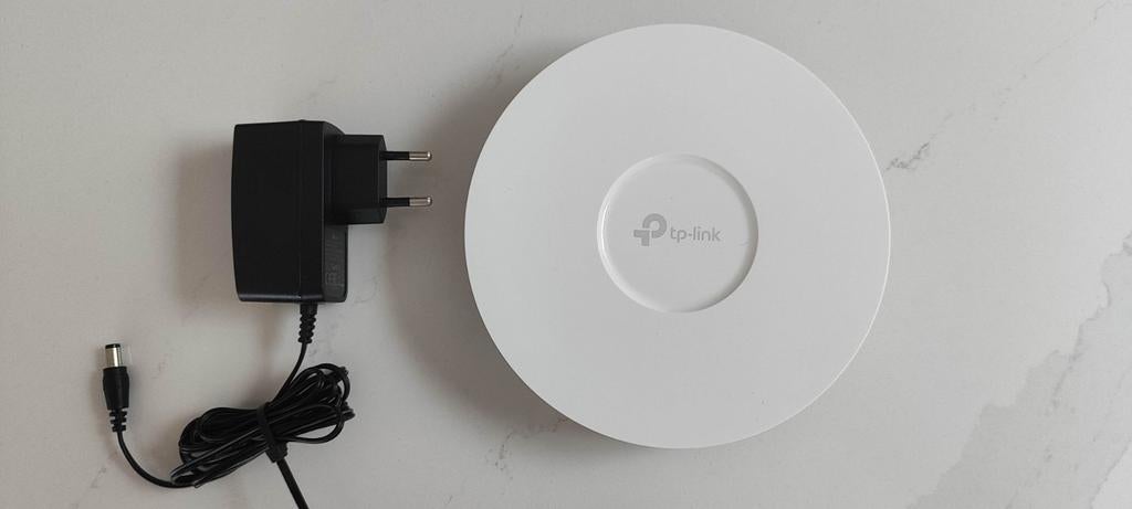 TP-Link EAP650 AX3000 WiFi 6 Access Point klein formaat 16cm, Computers en Software, Accesspoints, Ophalen, Zo goed als nieuw
