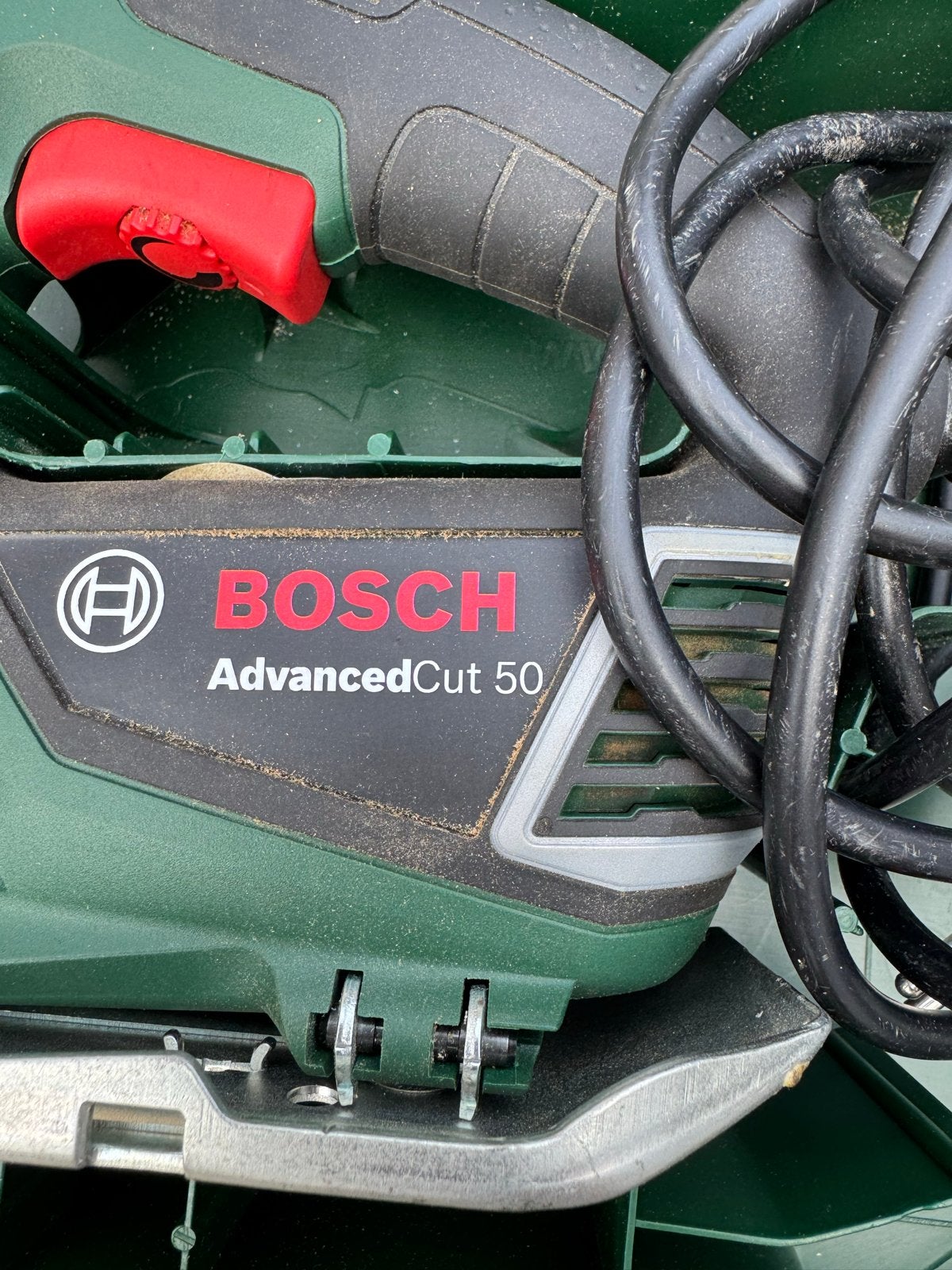 Bosch AdvancedCut 50 decoupeerzaag met koffer, Ophalen, Decoupeerzaag, 600 tot 1200 watt, Zo goed als nieuw