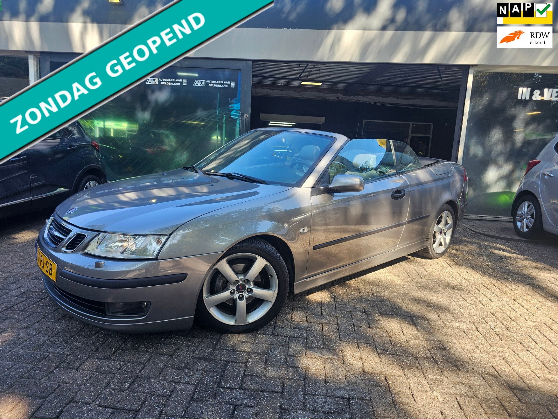 Saab 9-3 Cabrio 2.0t Vector | 2E EIGENAAR | 3/6 OF 12 MND GA, 1998 cc, Gebruikt, Zwart, 4 cilinders