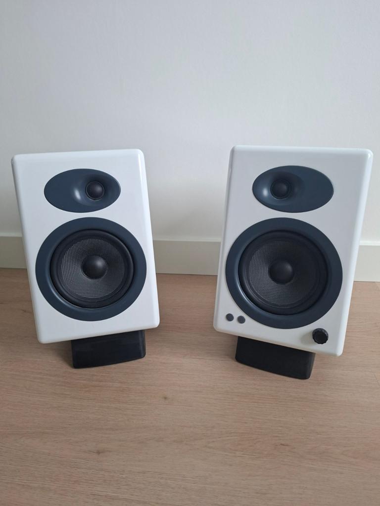 Audioengine A5+ active speakers - Wit, Ophalen of Verzenden, Zo goed als nieuw, Overige merken