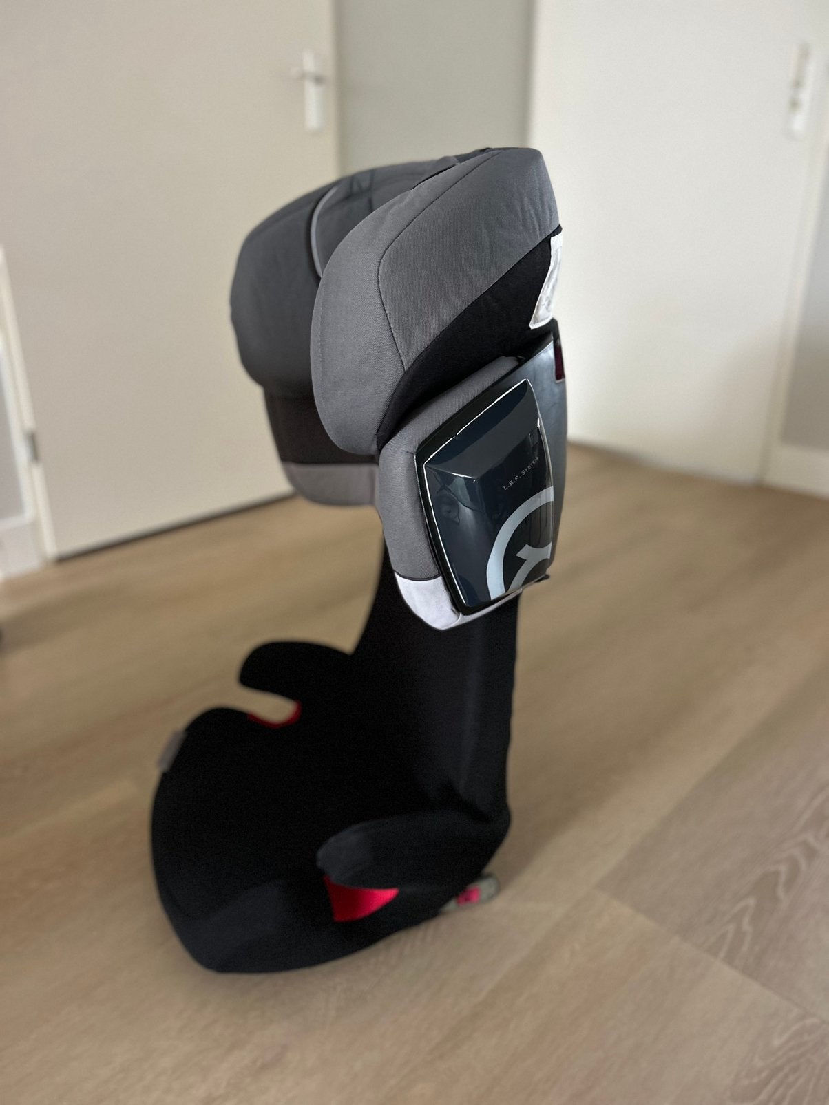 Cybex Solution X2-Fix autostoel 15-36 kg isofix -Zwart/grijs, Kinderen en Baby's, Autostoeltjes, Zo goed als nieuw, Overige merken