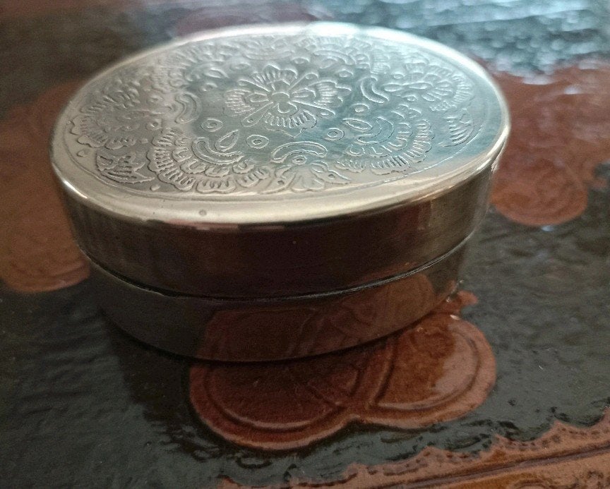 Antiek Verzilverd Snuisterijdoosje EPNS met Gravure, Ophalen of Verzenden, Zilver