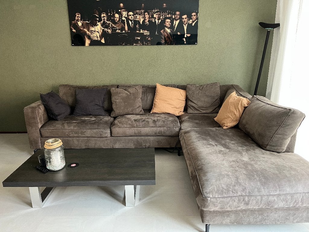 Ruime hoekbank taupe/grijsbruin | 304,5 x 247 cm, Huis en Inrichting, Ophalen, Gebruikt, Hoekbank, 300 cm of meer