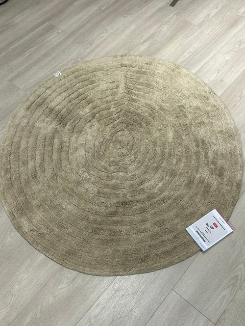Vloerkleed Tapis Petit Robin - Sand - 110x110cm, Ophalen of Verzenden, Zo goed als nieuw, Kleed of Kussen